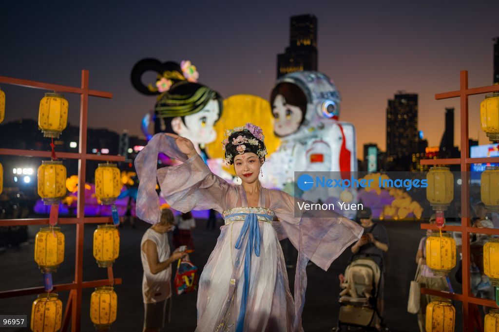A woman dress in hanfu performing a dance on September 26, 2026 in Hong Kong. (Photo by Vernon Yuen/Nexpher Images)