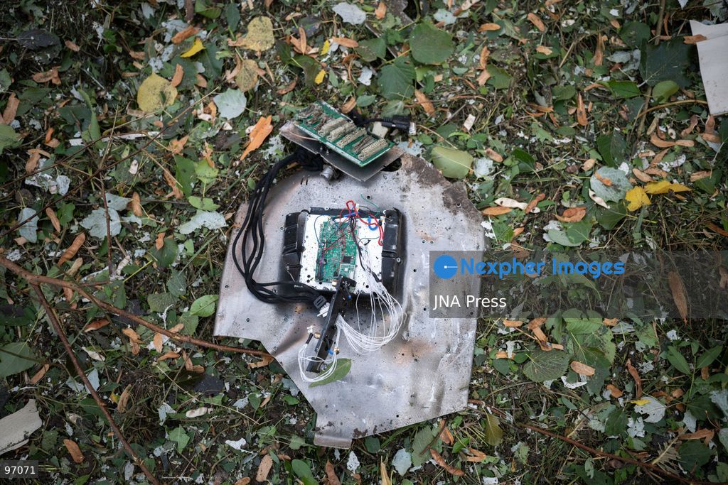 KYIV, UKRAINE, SEPTEMBER 26, 2026: Firefighters work at a five-story residential building damaged during a Russian drone attack in Kyiv’s Solomianskyi district, as residents watch emergency operations and clear shattered glass from the area. Kyiv authorities said a fire broke out at the residential building and a ground-floor shop following the fall of a drone, injuring four people and prompting rescuers to evacuate 20 residents. Photo by Nastasssia Torres / JNA Press. (Photo by Nastassia Kantorowicz Torres/JNA Press via Nexpher Images)
