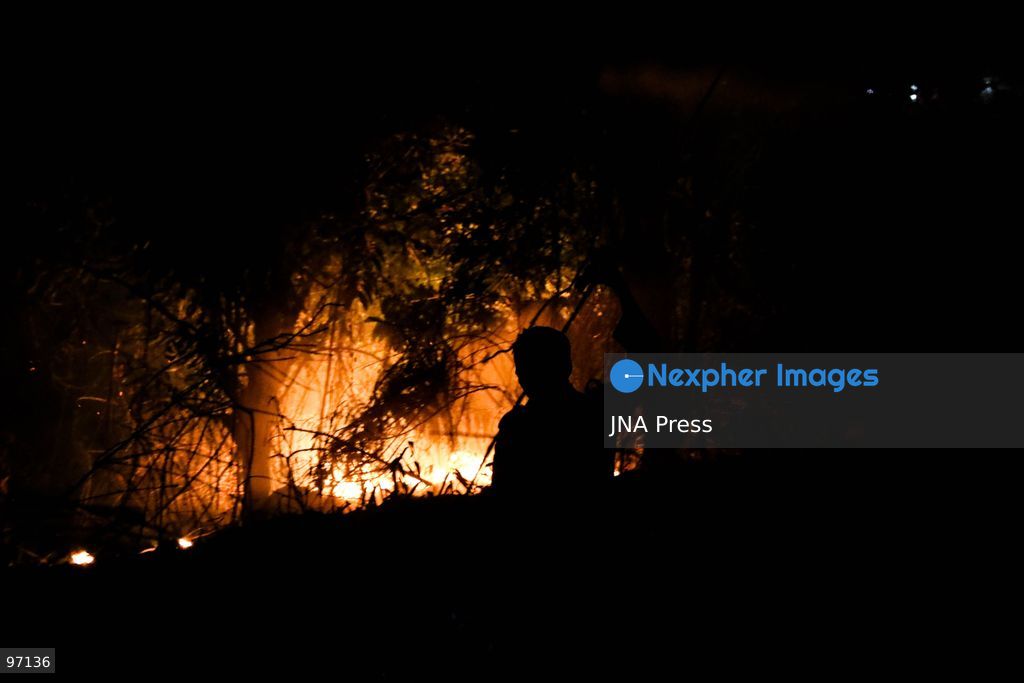 KARANGANYAR, CENTRAL JAVA, INDONESIA, SEPTEMBER 26, 2026: Firefighters work to extinguish a wildfire in Delingan, Karanganyar Regency, Central Java. Personnel from the Karanganyar Fire Department and the Regional Disaster Management Agency (BPBD) carried out firefighting operations to prevent the blaze from spreading toward nearby residential areas. Photo by Ilham Nur Arifin / JNA Press. (Photo by Ilham Nur Arifin/JNA Press via Nexpher Images)