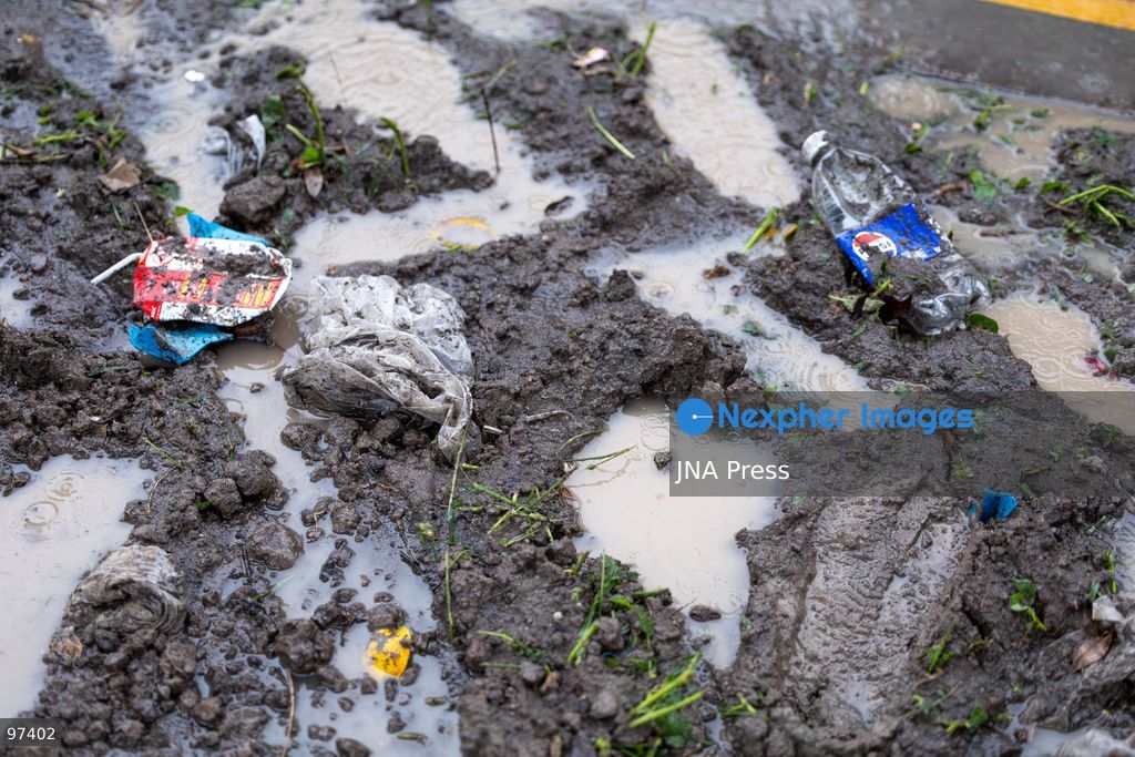BANGKOK, THAILAND, SEPTEMBER 26, 2026: Floodwaters affect roads and communities following heavy rainfall in Bangkok and surrounding areas. Persistent rain caused flooding in several parts of Thailand, disrupting road traffic and transportation as authorities responded to rising water levels in affected areas. Photo by Thanatchanont Jiraworathanakul / JNA Press. (Photo by Thanatchanont Jiraworathanakul/JNA Press via Nexpher Images)
