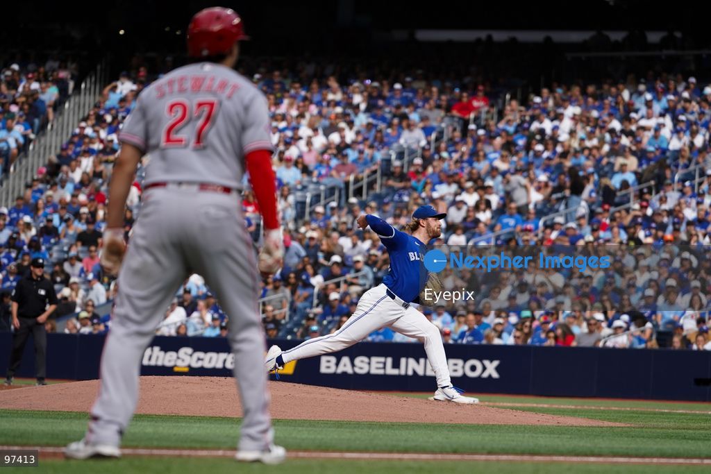 Shane Bieber #57 of the Toronto Blue Jays pitches the ball during the game against the Cincinnati Reds at Rogers Centre on September 26, 2026, in Toronto, Ontario, Canada. (Photo by Leonardo Ramirez/ Eyepix Group) (Photo by Leonardo Ramirez/ Eyepix Group/Eyepix via Nexpher Images)