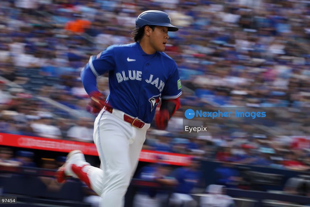 Kazuma Okamoto #7 of the Toronto Blue Jays runs to the bases during the game against the Cincinnati Reds at Rogers Centre on September 26, 2026, in Toronto, Ontario, Canada. (Photo by Leonardo Ramirez/ Eyepix Group) (Photo by Leonardo Ramirez/ Eyepix Group/Eyepix via Nexpher Images)