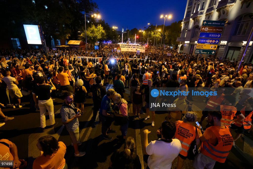 MADRID, SPAIN, SEPTEMBER 26, 2026: Demonstrators march through central Madrid during a protest against evictions organized by the Sindicato de Inquilinas e Inquilinos de Madrid. The demonstration began at Puerta del Sol and ended outside the Congress of Deputies, with protesters demanding stronger housing protections following the eviction earlier in the week of 87-year-old Maricarmen Abascal. After the march, protesters erected tents at Puerta del Sol as a housing protest encampment began in the square. Photo by Tomas Calle / JNA Press. (Photo by Tomas Calle/JNA Press via Nexpher Images)
