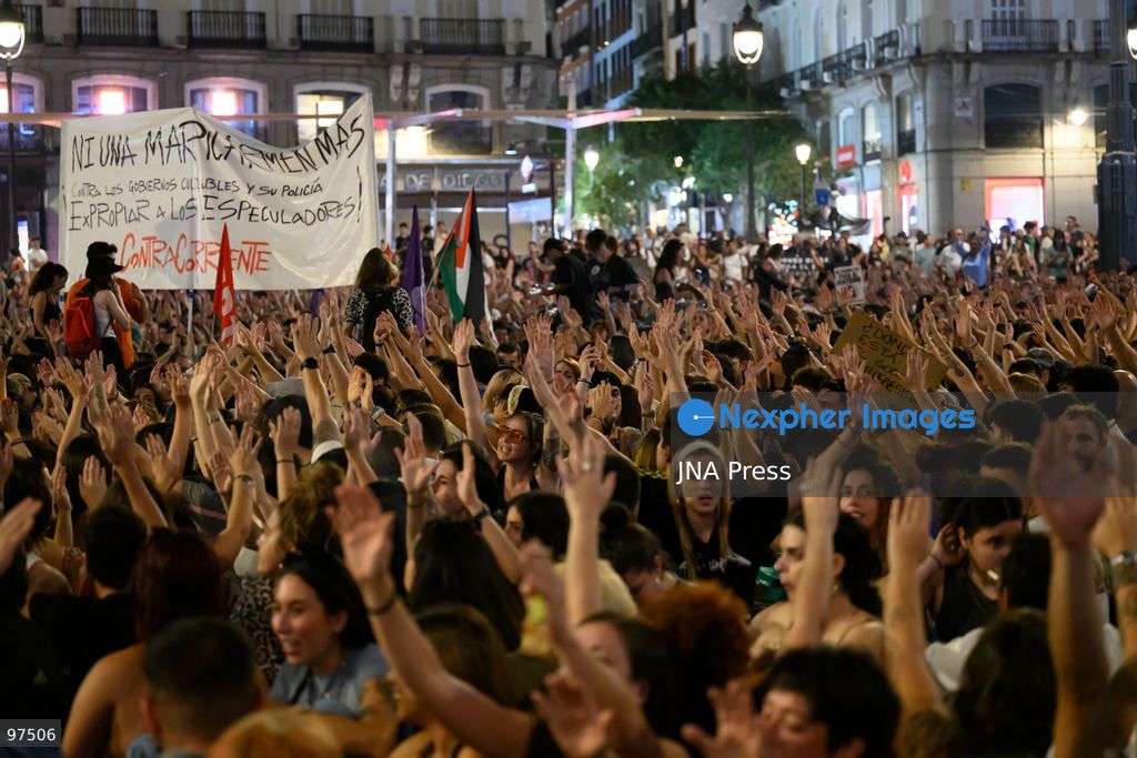 MADRID, SPAIN, SEPTEMBER 26, 2026: Demonstrators march through central Madrid during a protest against evictions organized by the Sindicato de Inquilinas e Inquilinos de Madrid. The demonstration began at Puerta del Sol and ended outside the Congress of Deputies, with protesters demanding stronger housing protections following the eviction earlier in the week of 87-year-old Maricarmen Abascal. After the march, protesters erected tents at Puerta del Sol as a housing protest encampment began in the square. Photo by Tomas Calle / JNA Press. (Photo by Tomas Calle/JNA Press via Nexpher Images)