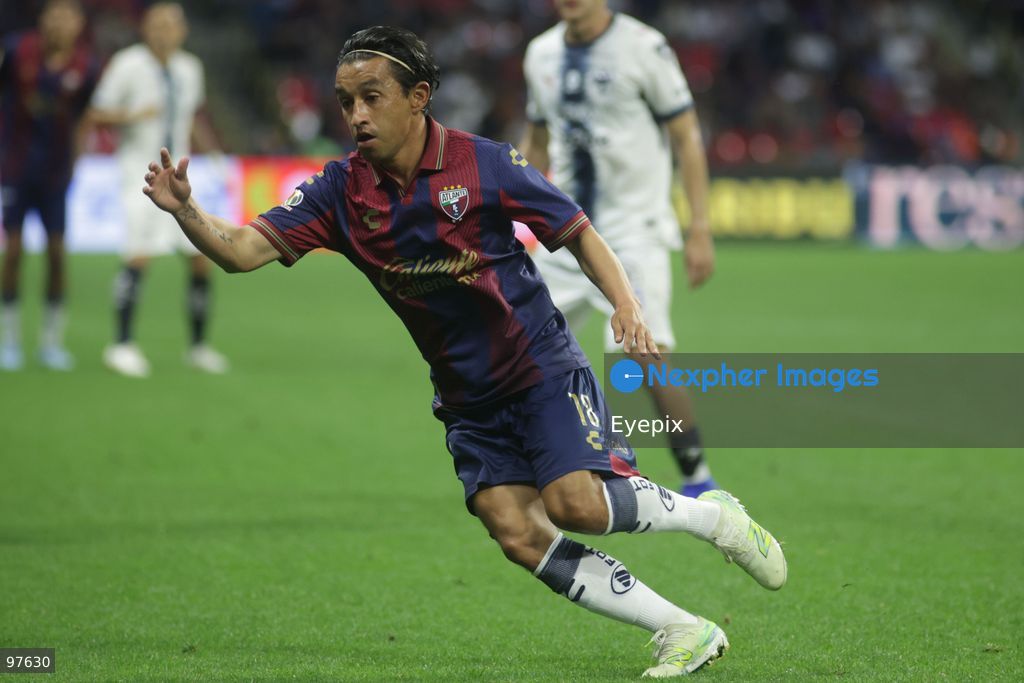 Christian Bermúdez #18 of Atlante FC runs on the field during the Liga MX Apertura 2026 match day 10 game between Atlante and Monterrey at Estadio Banorte. on September 25, 2026 in Mexico City, Mexico. (Photo by Ismael Rosas/ Eyepix Group) (Photo by Ismael Rosas/ Eyepix Group/Eyepix via Nexpher Images)
