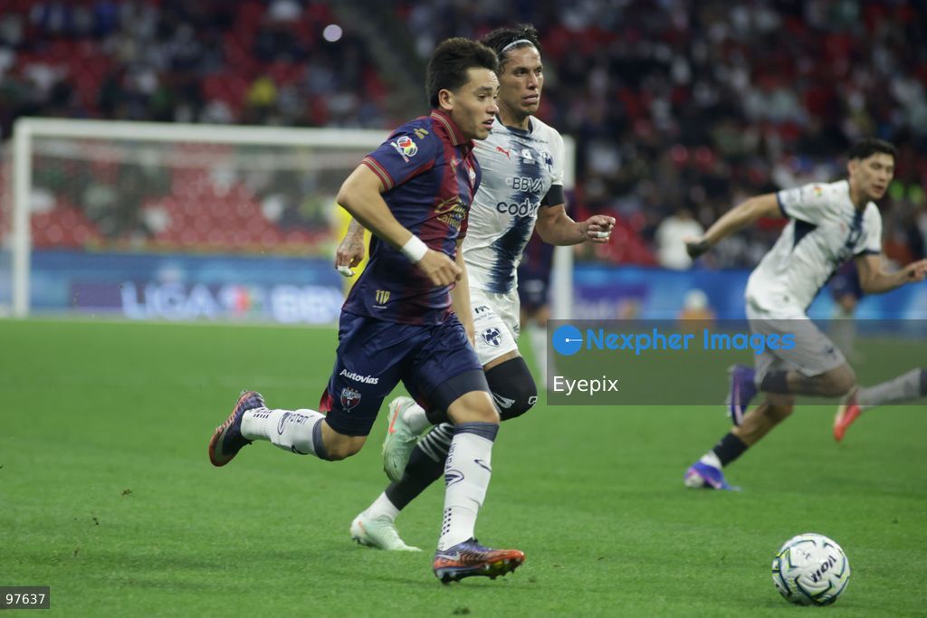 Joaquín Moxica #11 of Atlante FC and Carlos Salcedo #13 of Monterrey battle for the ball during the Liga MX Apertura 2026 match day 10 game between Atlante and Monterrey at Estadio Banorte. on September 25, 2026 in Mexico City, Mexico. (Photo by Ismael Rosas/ Eyepix Group) (Photo by Ismael Rosas/ Eyepix Group/Eyepix via Nexpher Images)