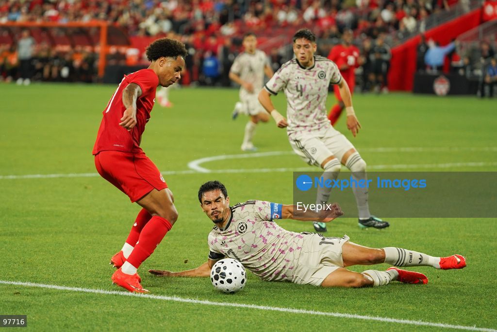 Gabriel Suazo #17 of Chile and Tajon Buchanan #17 of Canada battle for the ball during the International Friendly match between Canada and Chile at BMO Filed. on September 26, 2026 in Toronto, Ontario. (Photo by Leonardo Ramirez/ Eyepix Group) (Photo by Leonardo Ramirez/ Eyepix Group/Eyepix via Nexpher Images)