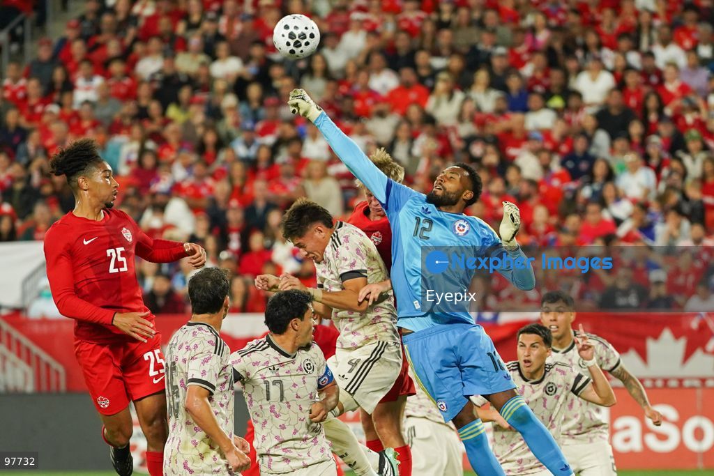 Lawrence Vigouroux #12 of Chile punches the ball during the International Friendly match between Canada and Chile at BMO Filed. on September 26, 2026 in Toronto, Ontario. (Photo by Leonardo Ramirez/ Eyepix Group) (Photo by Leonardo Ramirez/ Eyepix Group/Eyepix via Nexpher Images)