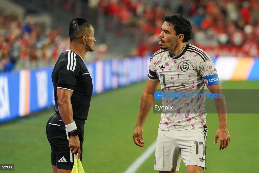 Gabriel Suazo #17 of Chile discussing with the assistant referee during the International Friendly match between Canada and Chile at BMO Filed. on September 26, 2026 in Toronto, Ontario. (Photo by Leonardo Ramirez/ Eyepix Group) (Photo by Leonardo Ramirez/ Eyepix Group/Eyepix via Nexpher Images)