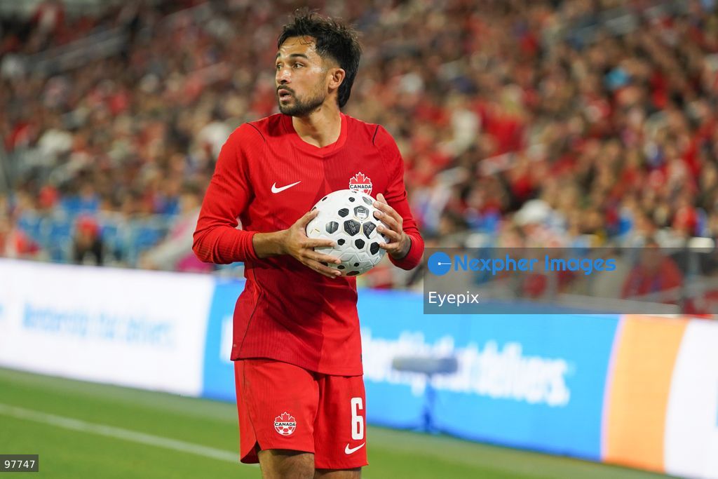 Mathieu Choiniere #06 of Canada looks on while holding the ball during the International Friendly match between Canada and Chile at BMO Filed. on September 26, 2026 in Toronto, Ontario. (Photo by Leonardo Ramirez/ Eyepix Group) (Photo by Leonardo Ramirez/ Eyepix Group/Eyepix via Nexpher Images)