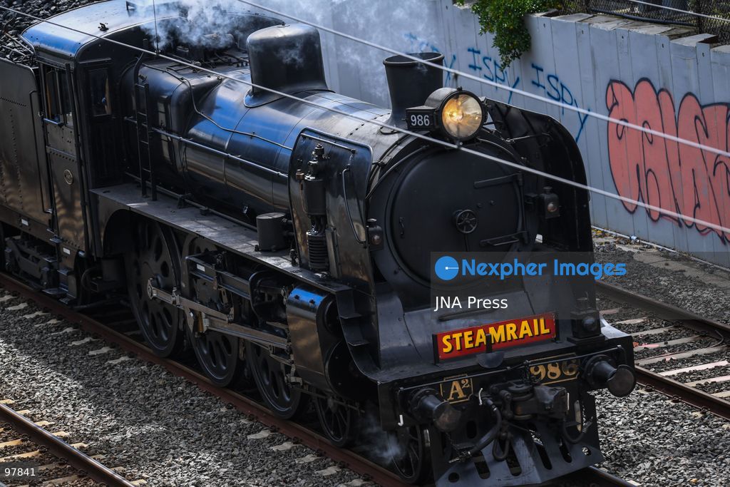 MELBOURNE, AUSTRALIA, SEPTEMBER 27, 2026: A historic A2 986 steam locomotive, built in 1915, pulls wooden Red Rattler carriages dating from 1908 along Melbourne’s Frankston line during a heritage rail journey organized by Steamrail Victoria. The special service gives passengers an opportunity to travel aboard preserved rolling stock from Victoria’s railway history. Photo by Alexander Bogatyrev / JNA Press. (Photo by Alexander Bogatyrev/JNA Press via Nexpher Images)