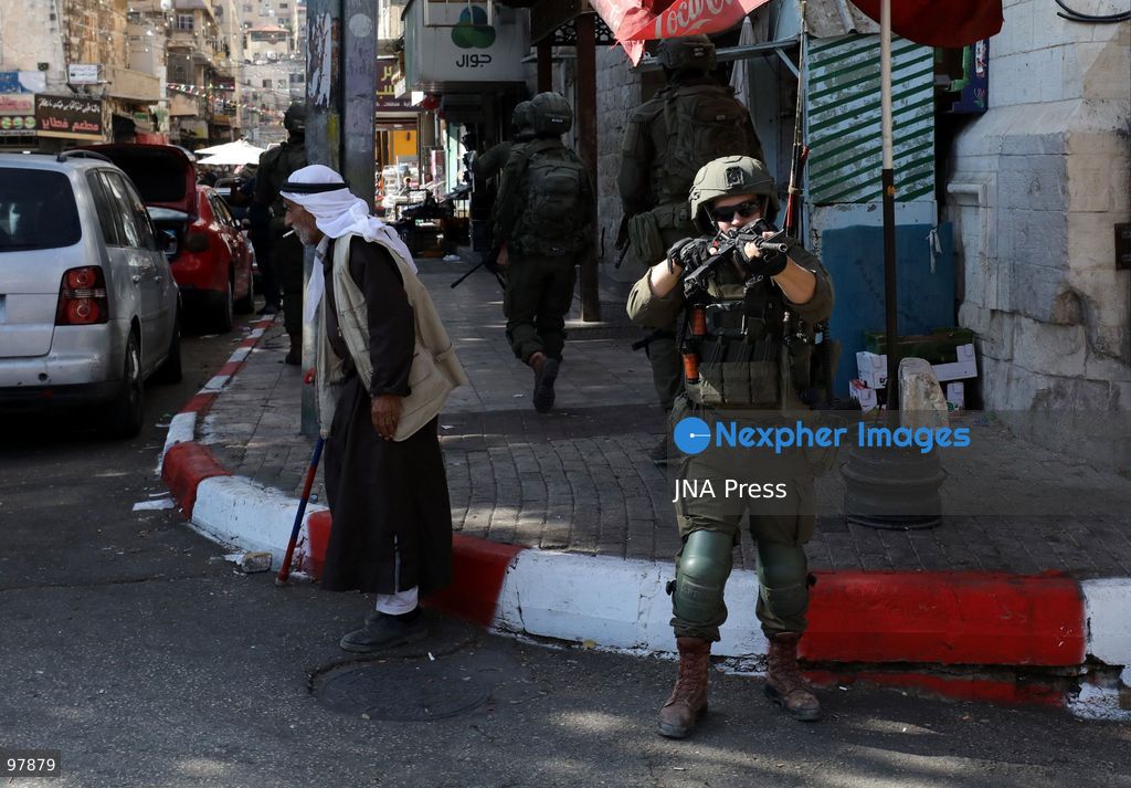NABLUS, OCCUPIED WEST BANK, SEPTEMBER 27, 2026: Israeli soldiers patrol the Old City of Nablus in the occupied West Bank. Photo by Nedal Shtieh / JNA Press. (Photo by Nedal Shtieh/JNA Press via Nexpher Images)