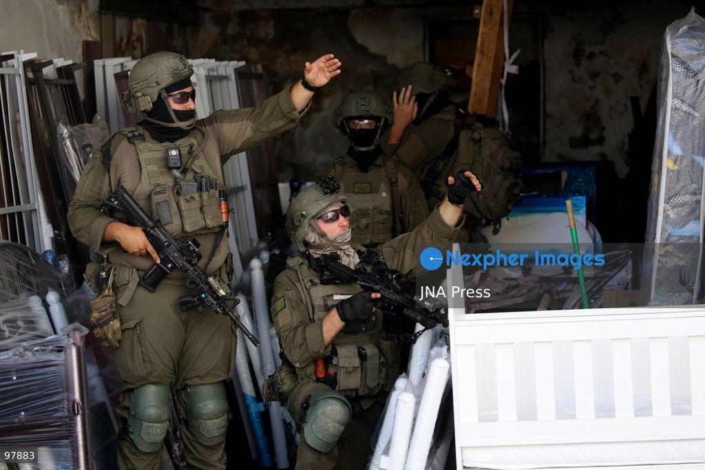 NABLUS, OCCUPIED WEST BANK, SEPTEMBER 27, 2026: Israeli soldiers patrol the Old City of Nablus in the occupied West Bank. Photo by Nedal Shtieh / JNA Press. (Photo by Nedal Shtieh/JNA Press via Nexpher Images)