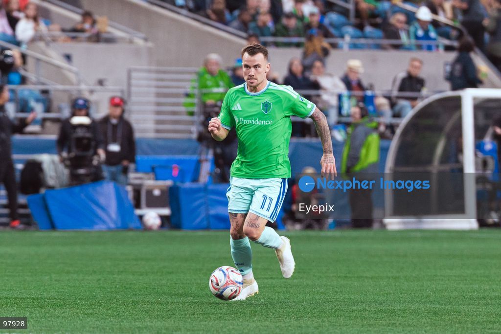 Albert Rusnák #11 of Seattle Sounders FC runs with the ball during the MLS match between Sounders FC and Minnesota United FC at Lumen Field. on September 26, 2026 in Seattle, Washington. (Photo by Jules Doyle/ Eyepix Group) (Photo by Jules Doyle / Eyepix Group/Eyepix via Nexpher Images)