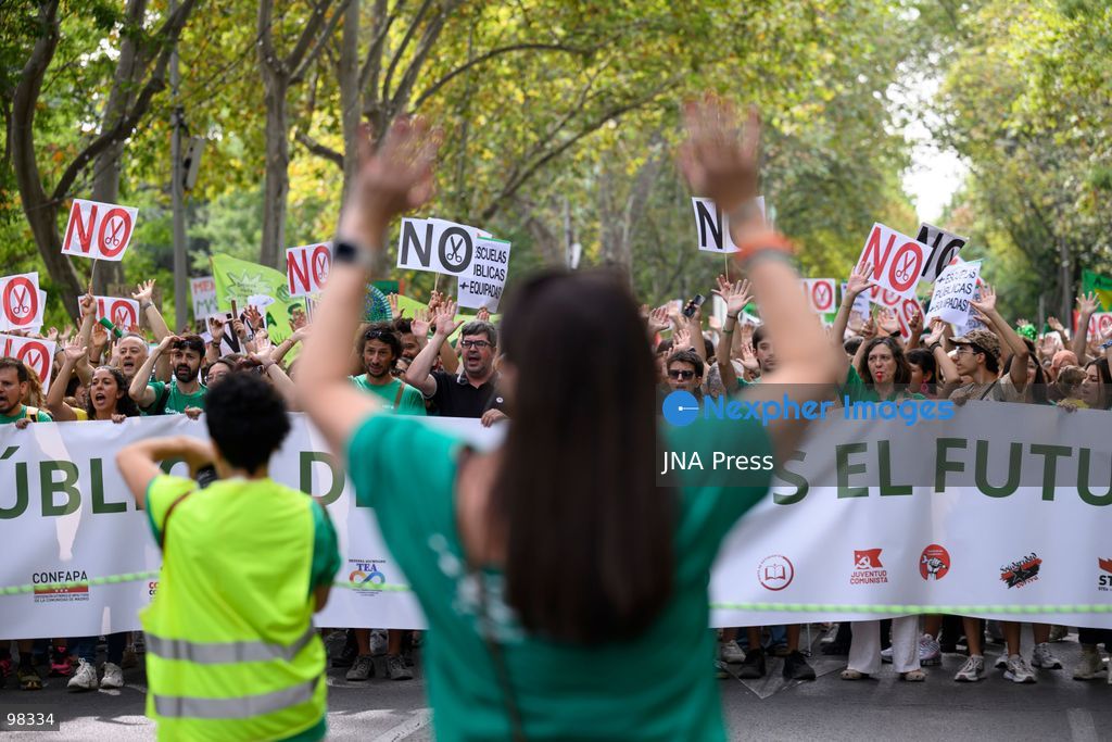 MADRID, SPAIN – SEPTEMBER 27, 2026: Thousands of people demonstrated in Madrid in support of public education. The demonstration ended at Puerta del Sol, where protesters joined the Sindicato de Inquilinas encampment. The march brought together people calling for quality public education as participants gathered in central Madrid. Photo by Tomas Calle / JNA Press. (Photo by Tomas Calle/JNA Press via Nexpher Images)