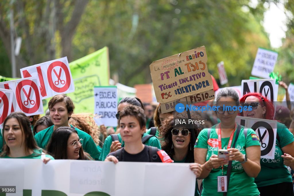 MADRID, SPAIN – SEPTEMBER 27, 2026: Thousands of people demonstrated in Madrid in support of public education. The demonstration ended at Puerta del Sol, where protesters joined the Sindicato de Inquilinas encampment. The march brought together people calling for quality public education as participants gathered in central Madrid. Photo by Tomas Calle / JNA Press. (Photo by Tomas Calle/JNA Press via Nexpher Images)