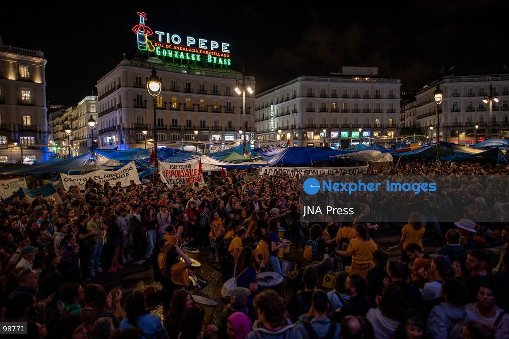 MADRID, SPAIN, SEPTEMBER 28, 2026: Housing rights protesters remain camped at Puerta del Sol as the demonstration enters its third day, following a mass protest over Madrid’s housing crisis and the eviction of 87-year-old Maricarmen Abascal. Hundreds of people have remained at the square in tents, demanding stronger tenant protections and measures against evictions without alternative housing. Photo by C. Carvajal  / JNA Press. (Photo by C. Carvajal/JNA Press via Nexpher Images)