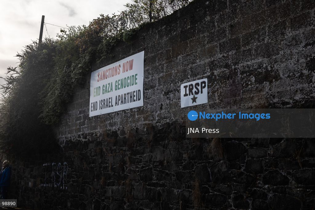 PORTADOWN, NORTHERN IRELAND, SEPTEMBER 28, 2026: Members of the Orange Order gather near Drumcree Parish Church as a standoff over the contentious Drumcree parade continues in Portadown. The Protestant fraternal organization had been granted conditional permission to march along the predominantly nationalist Garvaghy Road for the first time in nearly three decades, but the route was blocked by thousands of protesters and police prevented the parade from proceeding amid public safety concerns. On Monday, residents continued gathering on Garvaghy Road while Orange Order members remained near Drumcree Church as discussions continued with police and officials over the dispute. Photo by Nadia Caimi / JNA Press. (Photo by Nadia Caimi/JNA Press via Nexpher Images)