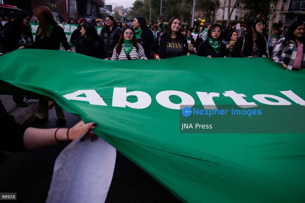 SANTIAGO, CHILE, SEPTEMBER 28, 2026: Women and activists demonstrate in Santiago to mark International Safe Abortion Day, calling for access to legal and safe abortion and the protection of reproductive rights. Feminist, social and human rights organizations urged Chile’s Congress to maintain funding in the 2027 public budget for implementation of the law allowing voluntary termination of pregnancy under three specific circumstances. Photo by Sebastian Silva / JNA Press. (Photo by Sebastian Silva/JNA Press via Nexpher Images)