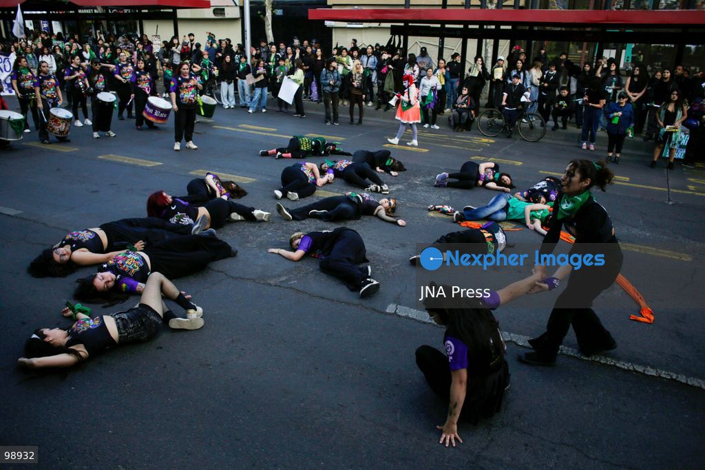 SANTIAGO, CHILE, SEPTEMBER 28, 2026: Women and activists demonstrate in Santiago to mark International Safe Abortion Day, calling for access to legal and safe abortion and the protection of reproductive rights. Feminist, social and human rights organizations urged Chile’s Congress to maintain funding in the 2027 public budget for implementation of the law allowing voluntary termination of pregnancy under three specific circumstances. Photo by Sebastian Silva / JNA Press. (Photo by Sebastian Silva/JNA Press via Nexpher Images)