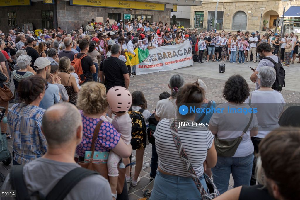 HONDARRIBIA, SPAIN, SEPTEMBER 29, 2026: Members of the Senegalese community and local residents demonstrate in Hondarribia demanding justice and an investigation into the death of Babacar Welle, a 46-year-old Senegalese resident who was shot and killed by a municipal police officer the previous day. According to the Basque Security Department, Welle was shot after allegedly attempting to attack an Ertzaintza officer with a knife. Authorities have opened an investigation into the circumstances of the shooting. Photo by Gari Garaialde / JNA Press (Photo by Gari Garaialde/JNA Press via Nexpher Images)