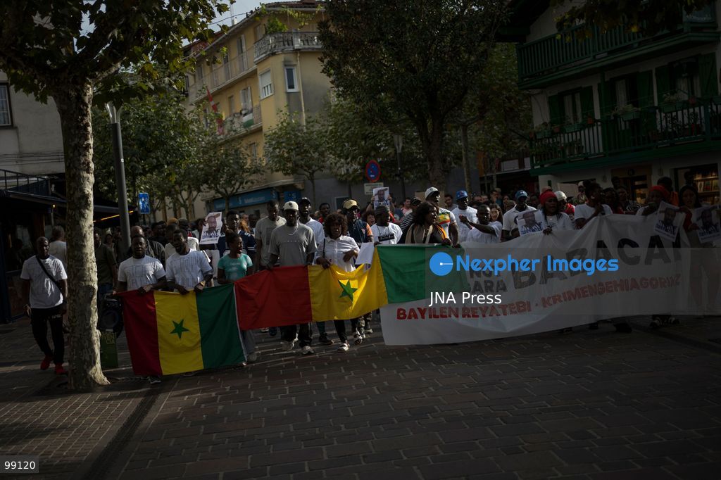 HONDARRIBIA, SPAIN, SEPTEMBER 29, 2026: Members of the Senegalese community and local residents demonstrate in Hondarribia demanding justice and an investigation into the death of Babacar Welle, a 46-year-old Senegalese resident who was shot and killed by a municipal police officer the previous day. According to the Basque Security Department, Welle was shot after allegedly attempting to attack an Ertzaintza officer with a knife. Authorities have opened an investigation into the circumstances of the shooting. Photo by Gari Garaialde / JNA Press (Photo by Gari Garaialde/JNA Press via Nexpher Images)