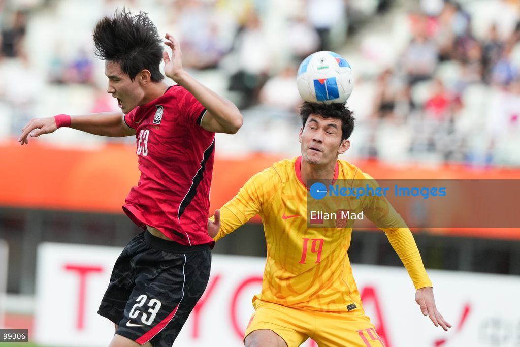 Behram Abduweli of china and Shin Min-ha of South Korea during a football match between South Korea and China at the 2026 asia games on September 30, 2026 in Nagai Stadium, Osaka, Japan (Photo by Ellan Mad/Nexpher Images)