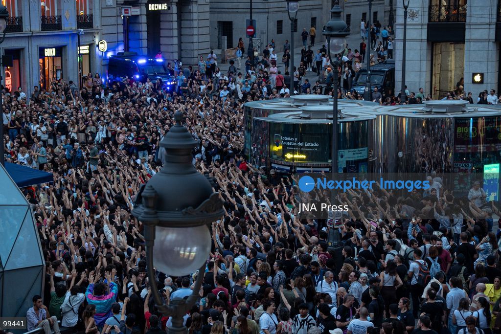 MADRID, SPAIN, SEPTEMBER 29, 2026: Hundreds of housing protesters gather at the Puerta del Sol encampment after organizers warned that far-right groups were threatening to confront activists and attempt to remove the camp. Protesters mobilized to protect the encampment as tensions increased around the square, where activists have been demanding stronger measures against evictions and Spain's housing crisis. The regional government of Madrid gave the central government 48 hours to dismantle the camp and said it would pursue legal action if the demand was not met. Photo by Victor Sanjuan / JNA Press. (Photo by Victor Sanjuan Cardeña/JNA Press via Nexpher Images)