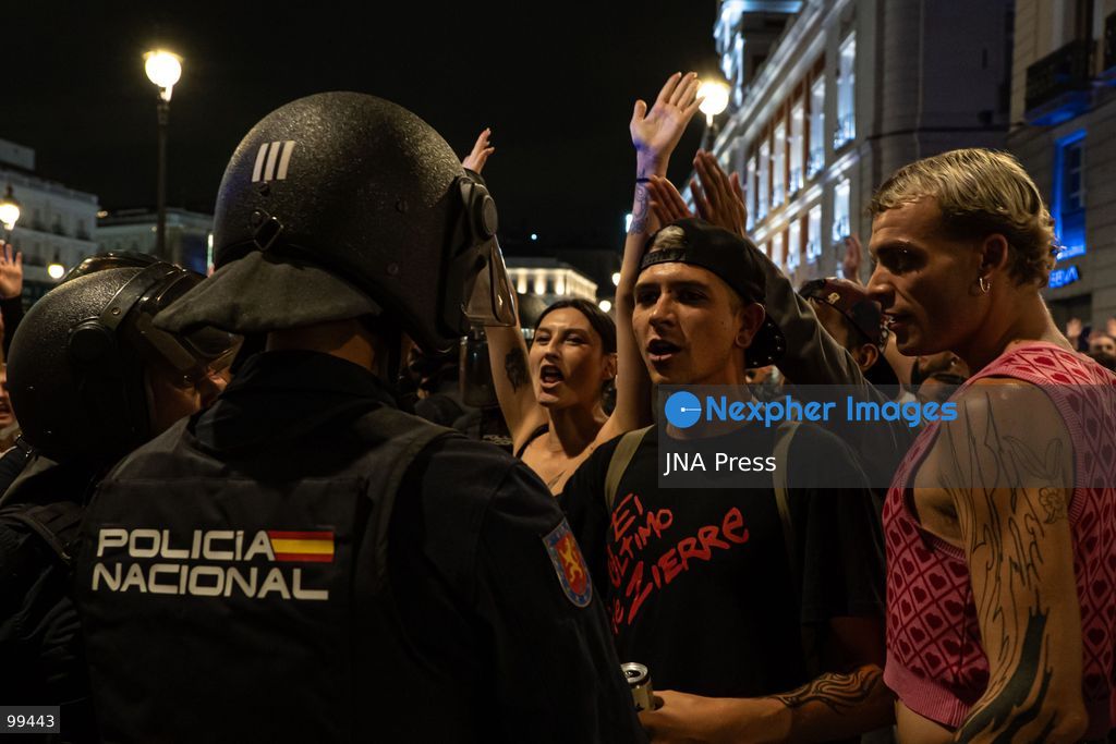 MADRID, SPAIN, SEPTEMBER 29, 2026: Hundreds of housing protesters gather at the Puerta del Sol encampment after organizers warned that far-right groups were threatening to confront activists and attempt to remove the camp. Protesters mobilized to protect the encampment as tensions increased around the square, where activists have been demanding stronger measures against evictions and Spain's housing crisis. The regional government of Madrid gave the central government 48 hours to dismantle the camp and said it would pursue legal action if the demand was not met. Photo by Victor Sanjuan / JNA Press. (Photo by Victor Sanjuan Cardeña/JNA Press via Nexpher Images)