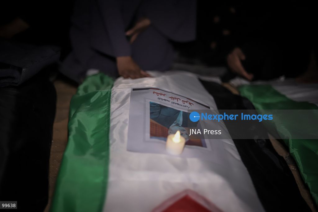 GAZA CITY, GAZA STRIP, SEPTEMBER 30, 2026: Palestinians attend a farewell viewing for 105 people who were killed in an Israeli bombardment on October 25, 2023, during the war in the Gaza Strip. The ceremony was held nearly three years after their deaths. Photo by Mohammed M. Skaik / JNA Press. (Photo by Mohammed M Skaik/JNA Press via Nexpher Images)