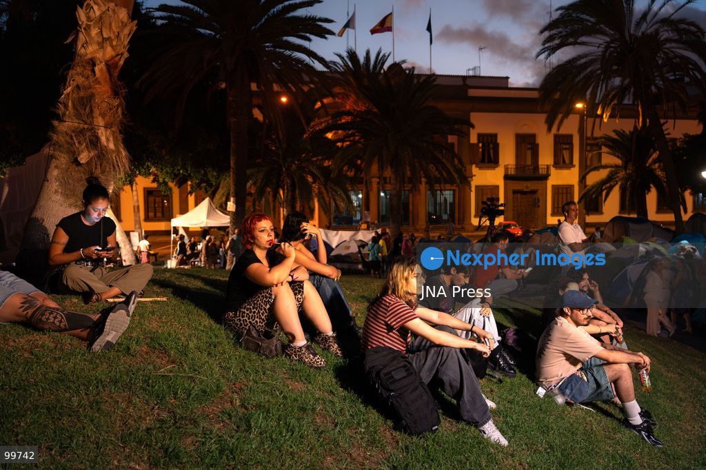 LAS PALMAS DE GRAN CANARIA, SPAIN, SEPTEMBER 30, 2026: Around 100 housing activists take part in a protest camp outside the Government Delegation in Las Palmas de Gran Canaria, calling for affordable housing and measures to address housing insecurity. The action forms part of a wider wave of housing protests and encampments across Spain following demonstrations sparked by the eviction of Madrid resident Maricarmen Abascal. Photo by Alex Basha / JNA Press. (Photo by Alex Basha/JNA Press via Nexpher Images)
