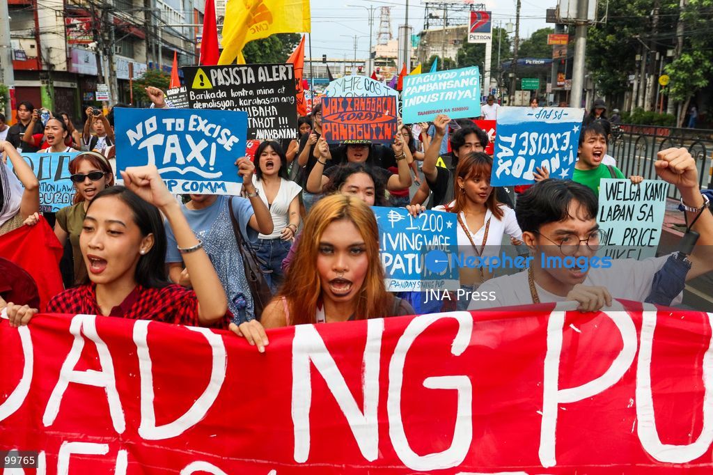 MANILA, PHILIPPINES, SEPTEMBER 30, 2026: Jeepney drivers, transport workers and supporters rally through Metro Manila during the second day of a transport strike over rising fuel prices and operating costs. Transport group PISTON called for lower fuel prices, the removal of excise tax and value-added tax on petroleum products and changes to existing oil policies, arguing that higher fuel costs have severely reduced drivers' earnings. Recent fuel price increases in the Philippines have been linked to continuing conflict and instability in the Middle East. Photo by Emman Capones/ JNA Press. (Photo by Emman Capones/JNA Press via Nexpher Images)