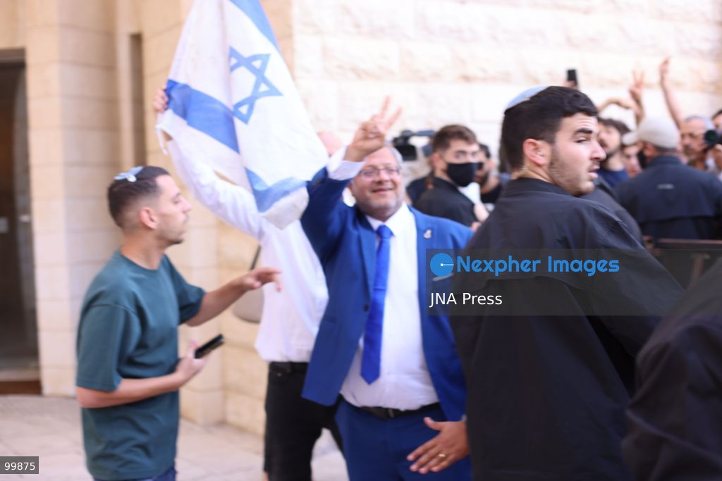 JERUSALEM, ISRAEL, OCTOBER 1, 2026: Activists protest outside the Israeli Supreme Court against the disqualification of Arab political parties and candidates from the upcoming parliamentary elections. The court began hearings on appeals against decisions by the Central Elections Committee to disqualify the Ra'am and Joint List parties, as well as candidates Ofer Cassif and Sami Abu Shehadeh. National Security Minister Itamar Ben-Gvir, whose party sought the disqualification of Abu Shehadeh, also arrived at the court as supporters and opponents gathered outside. Photo by Jacob Middleburgh / JNA Press (Photo by Jacob Middleburgh/JNA Press via Nexpher Images)
