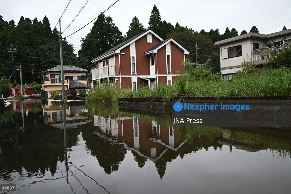 CHIBA, JAPAN, OCTOBER 1, 2026: Flooding affects a residential area in Chiba after heavy rains associated with Typhoon No. 25 caused a long-neglected embankment to collapse, blocking a drainage channel. With another typhoon approaching, residents face continued flooding as restoration work has yet to be completed. Photo by Soichiro Koriyama / JNA Press. (Photo by Soichiro Koriyama/JNA Press via Nexpher Images)