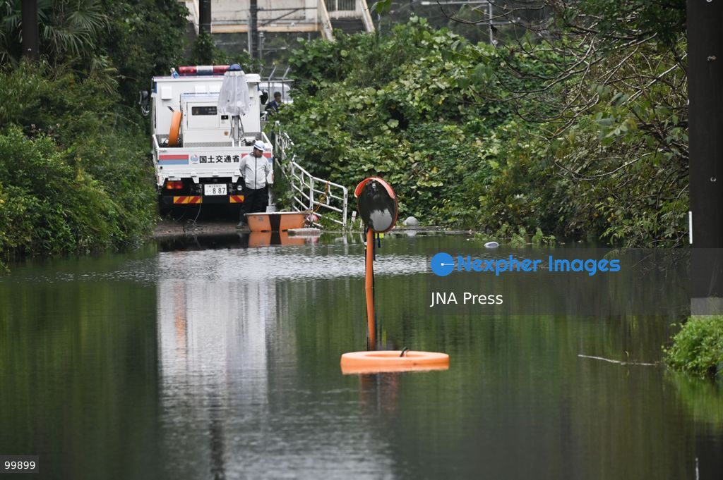 CHIBA, JAPAN, OCTOBER 1, 2026: Flooding affects a residential area in Chiba after heavy rains associated with Typhoon No. 25 caused a long-neglected embankment to collapse, blocking a drainage channel. With another typhoon approaching, residents face continued flooding as restoration work has yet to be completed. Photo by Soichiro Koriyama / JNA Press. (Photo by Soichiro Koriyama/JNA Press via Nexpher Images)