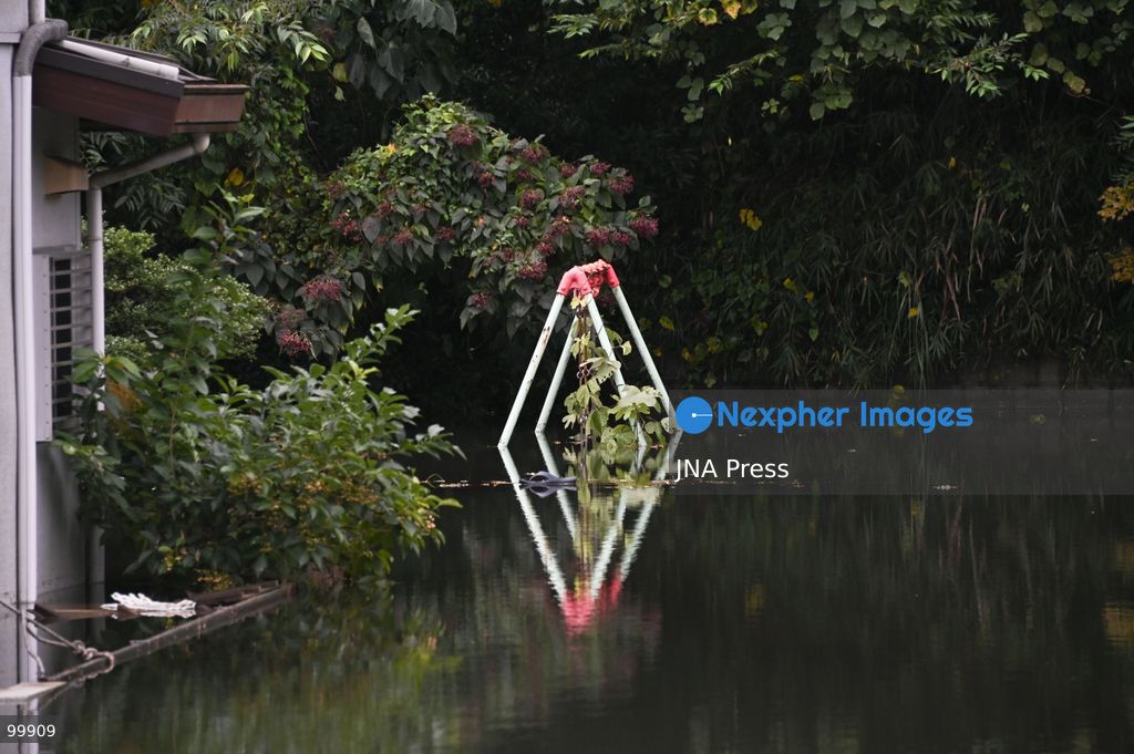 CHIBA, JAPAN, OCTOBER 1, 2026: Flooding affects a residential area in Chiba after heavy rains associated with Typhoon No. 25 caused a long-neglected embankment to collapse, blocking a drainage channel. With another typhoon approaching, residents face continued flooding as restoration work has yet to be completed. Photo by Soichiro Koriyama / JNA Press. (Photo by Soichiro Koriyama/JNA Press via Nexpher Images)